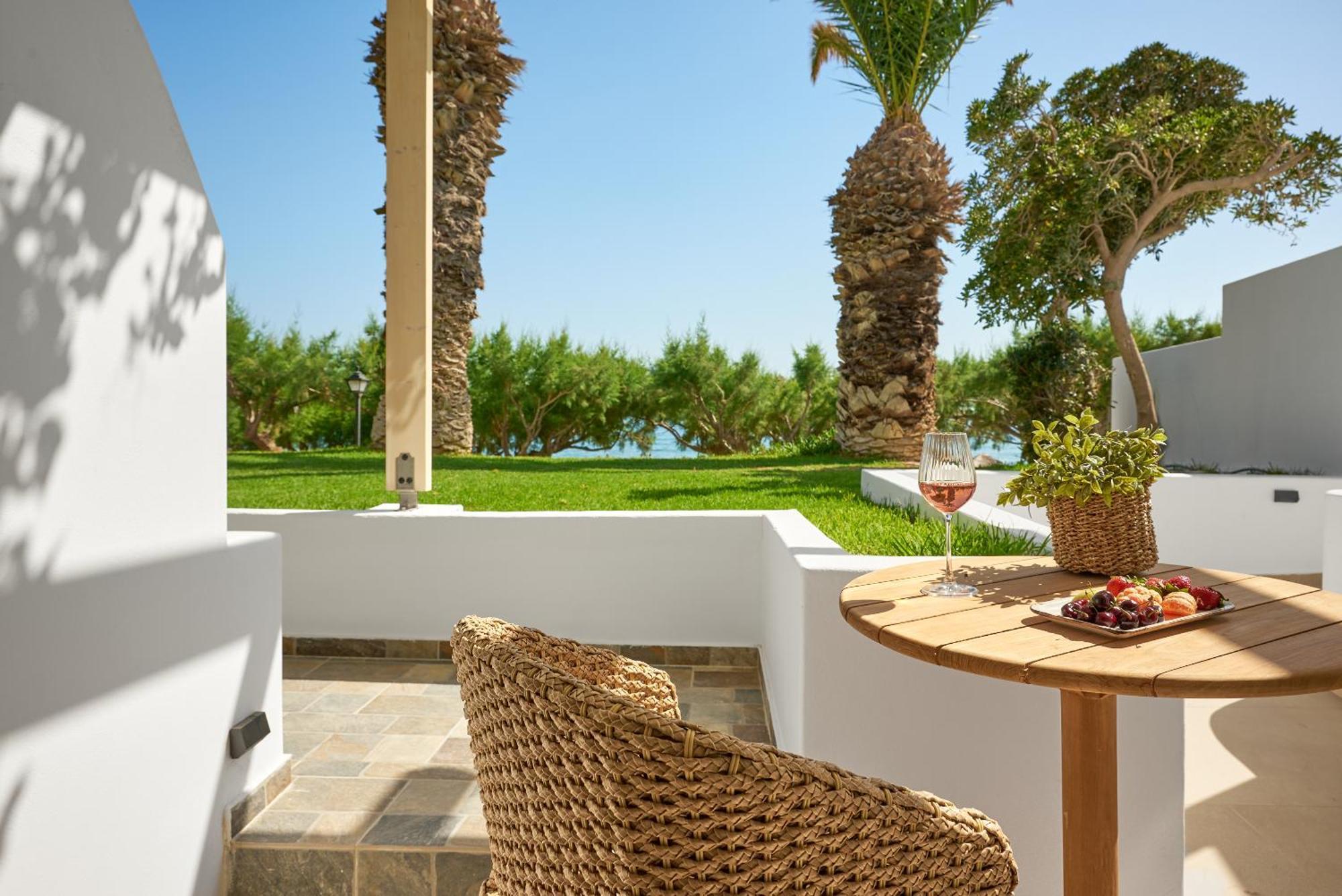 Artemis Apart otel Makrýgialos Dış mekan fotoğraf